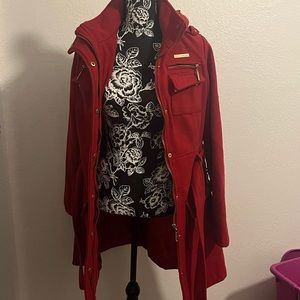 Beautiful comfortable jacket worn only twice , in great condition.